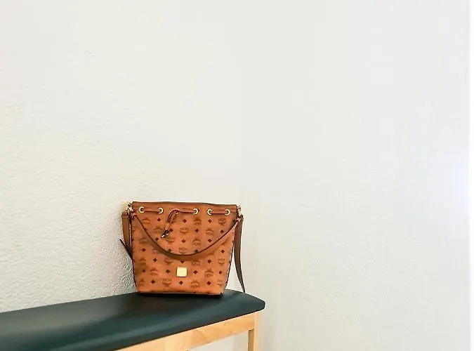 Nika - Aare Jungfrau Ag * Grindelwald